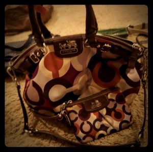 Coach purse and wristlet